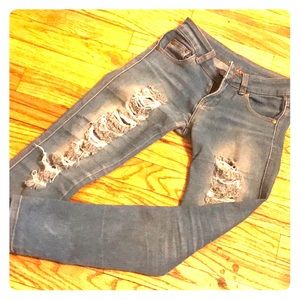 Ripped Jeans from T&Y Fashion